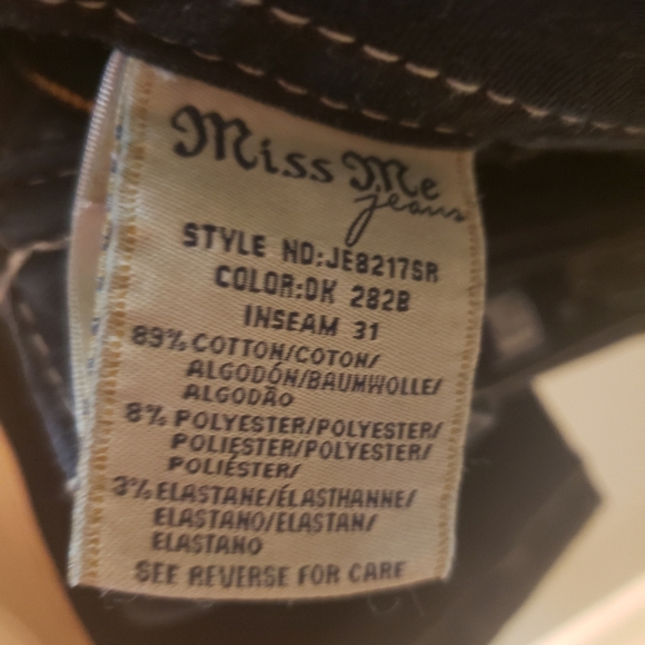 Buckle ๐๐๐๐ ๐๐ผ Skinny Jeans Petite - Picture 6 of 6